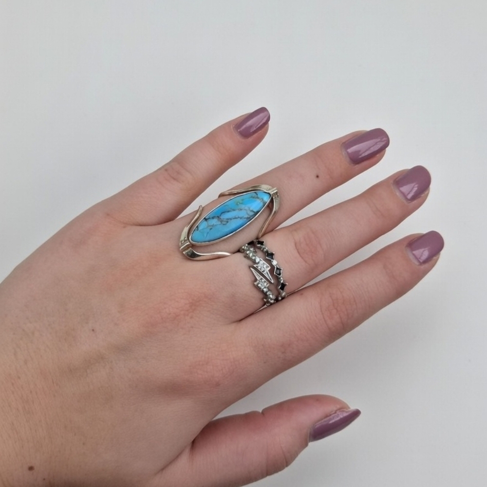 Reversable Synthetic Turquoise And White Opal Ring